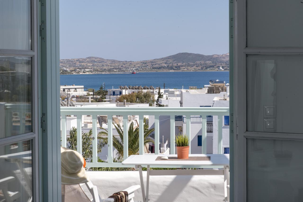Thalassitra Private Pool Suites Adamantas  Exterior photo